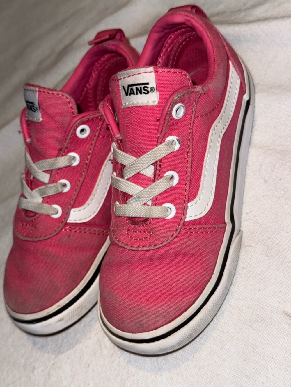 Vans Kids Hot Pink Canvas Low-Top Sneakers with White Stripe